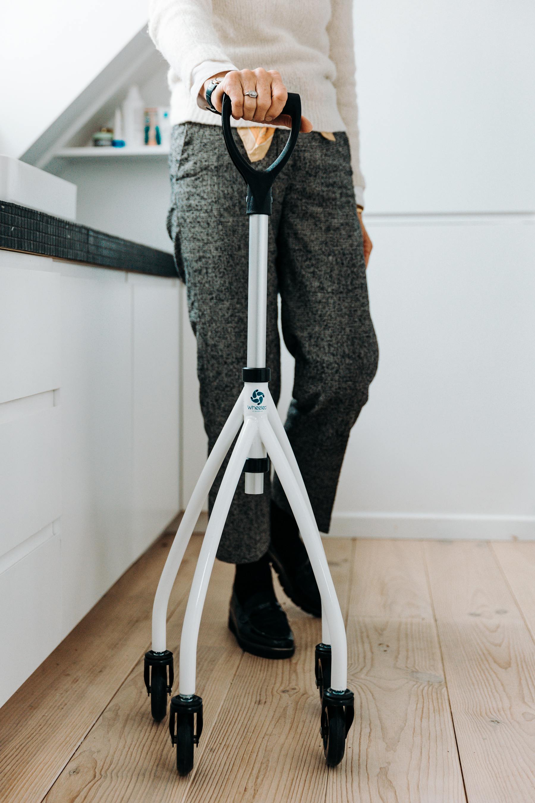 Home mobility aid used during a private therapy consultation